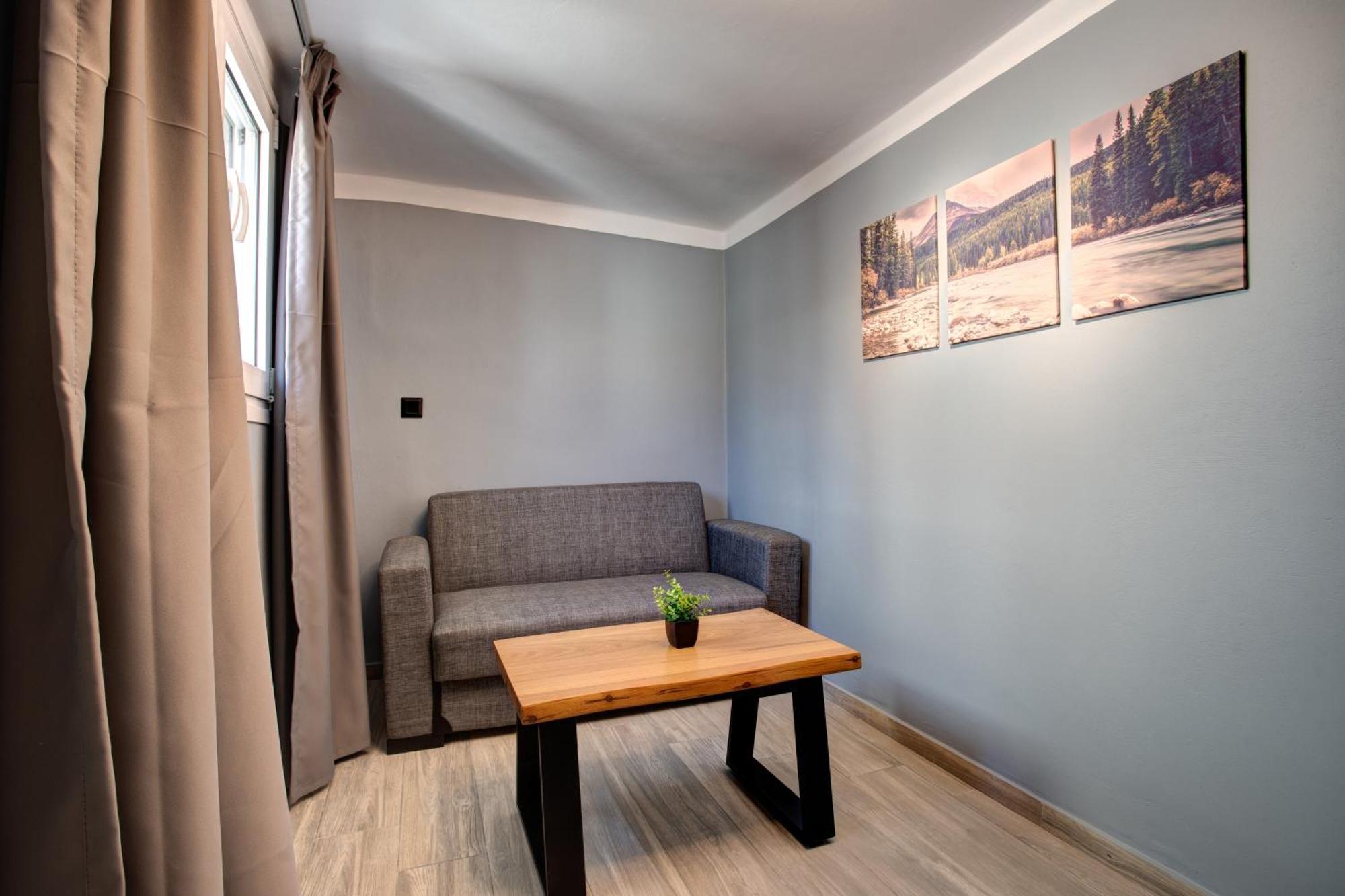 Agora Apartments Mytilíni Eksteriør bilde