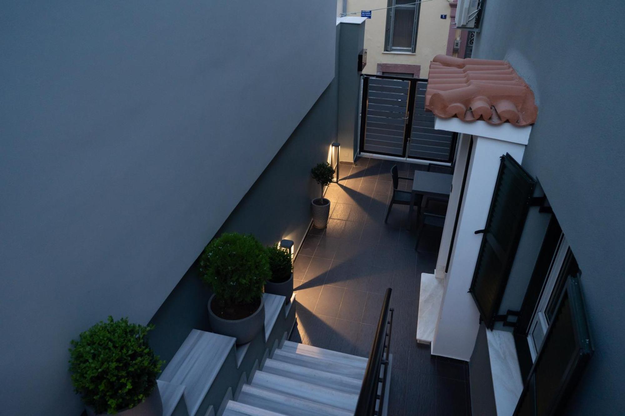 Agora Apartments Mytilíni Eksteriør bilde
